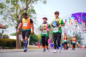 BIB: 4920, 4041
                            <button type="button" onclick="openModal(10039332)" class="btn btn-primary btn-sm float-right btn-popup" data-toggle="modal" data-target=".modal-high-quality">
                        <i class="fas fa-shopping-cart"></i> Add to Cart
                    </button>
                                            <button type="button" onclick="isThisMe(10039332, true)" class="btn btn-success btn-sm float-right btn-popup btn-isme hidden" data-toggle="tooltip" data-placement="bottom" title="นี่คือรูปของคุณใช่ไหม คลิกที่นี่เพื่อเอาเข้าอัลบั้ม">
                        <i class="fas fa-plus"></i> Add to album
                    </button>
                    <button type="button" onclick="isThisMe(10039332, false)" class="btn btn-warning btn-sm float-right btn-popup btn-isnotme hidden">
                        <i class="fas fa-ban"></i> Remove from album
                    </button>